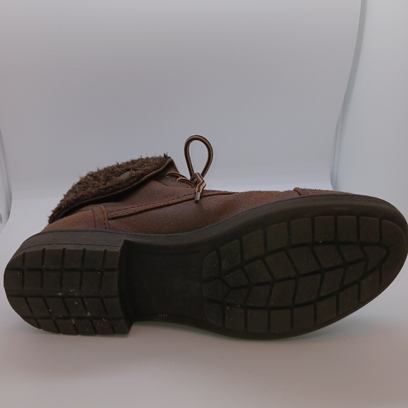 White Mountain Cliffs Duena Lace Up Boot - Picture 3 of 5